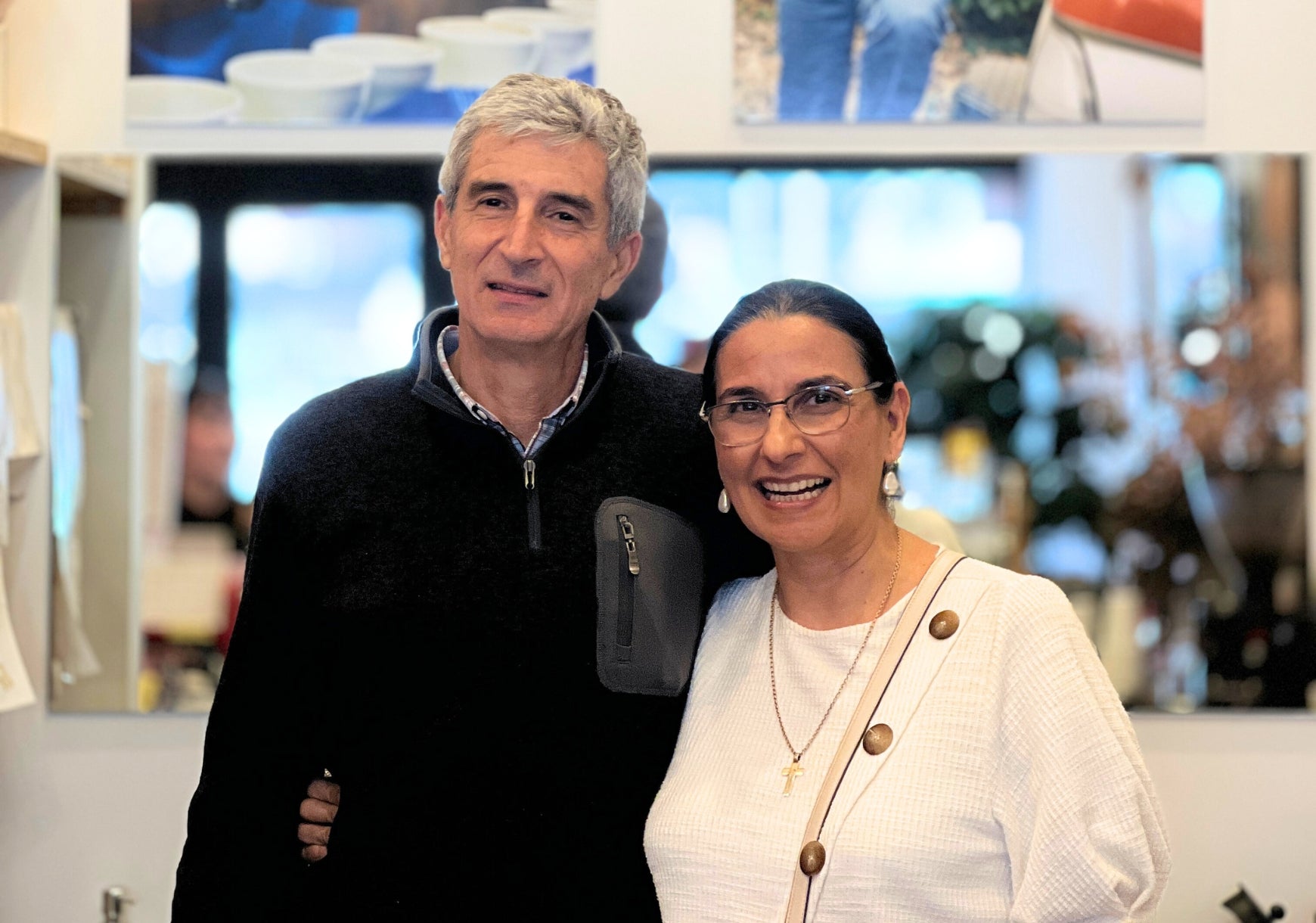 エルサルバドルのコーヒー生産者リマさんご夫妻がミルトンコーヒーに来店しました